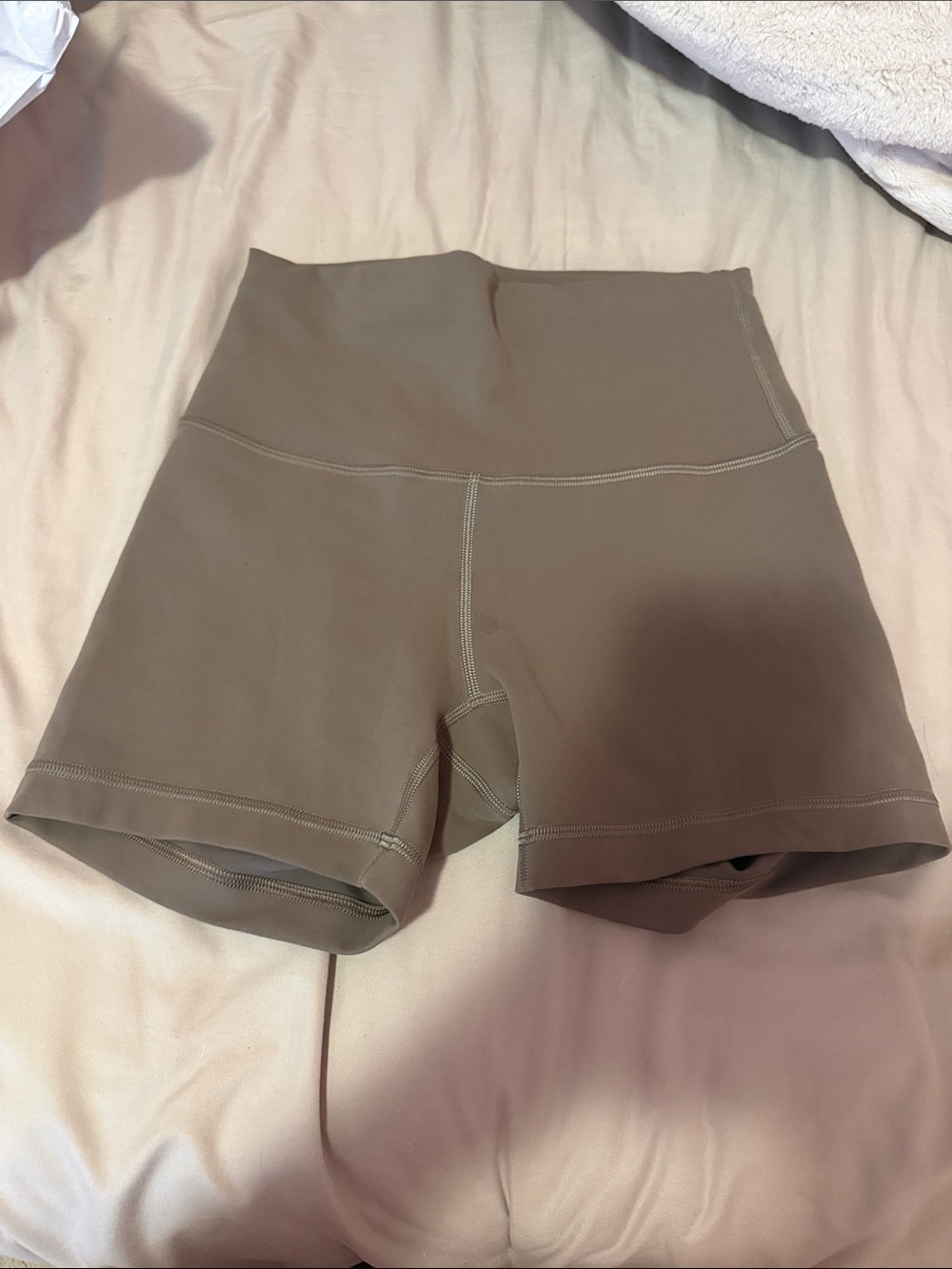 Lululemon High-Waist Women’s Active Shorts — Taupe
Women’s size 4